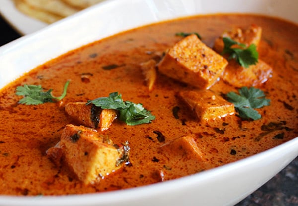Two-Course Meal for Two People incl. One Platter, Two Mains, Two Rice & Two Poppadums