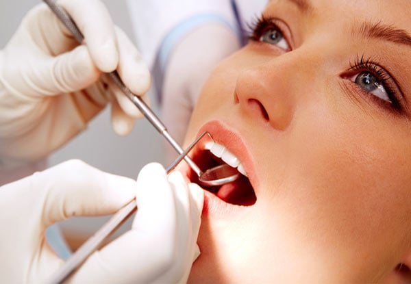One Tooth Extraction or Filling (White or Amalgam) - Option for Two Available