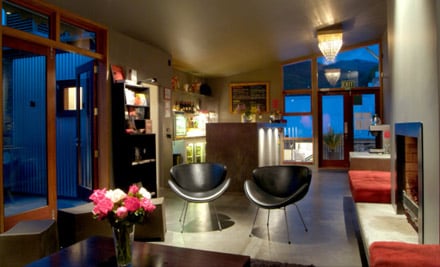 Dorothy Brown's Cinema, Bar and Bookstore
