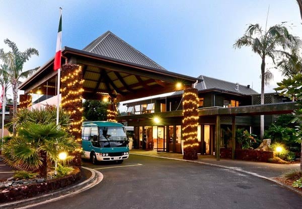 Two-Night Stay in an Ocean Apartment for Two incl. Late Checkout, Wifi & Parking