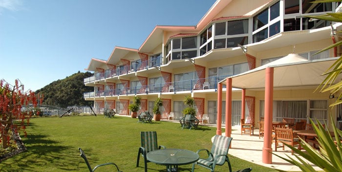Picton Beachcomber Inn
