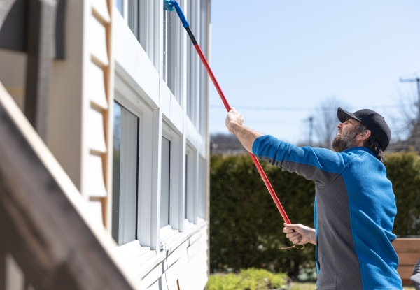 Premium House Wash for One-Storey Home up to 130m2 - Options for up to 280m2 & to incl. Detailed Exterior Window Clean or High-Pressure Wash of Paths