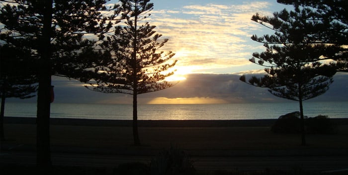 The White House on Marine Parade Bed & Breakfast