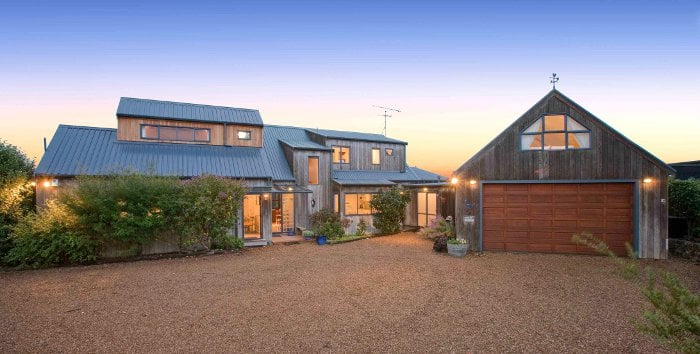 Le Chalet Waiheke Apartments
