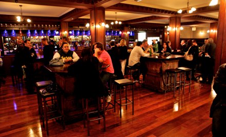 Finbars Bar and Restaurant