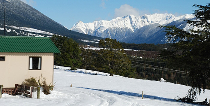TopHouse Historic Guesthouse & Mountainview Chalets