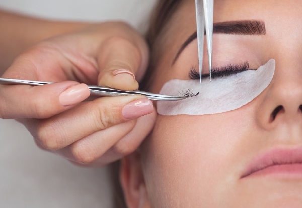 Classic Eyelash Extensions - Option for a Full Set of Eyelash Extensions
