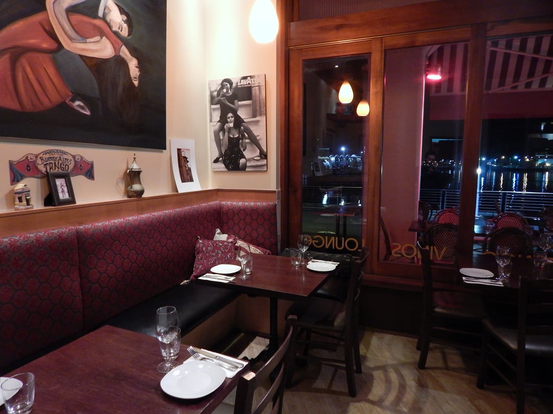 Limon Restaurant Viaduct***