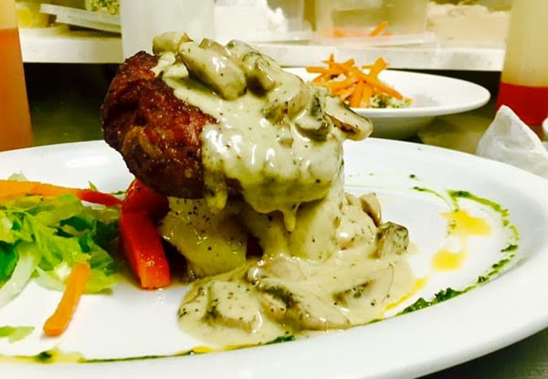 Sirloin Steak Dinner & Shared Meze Platter - Valid Sunday to Thursday
