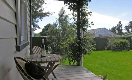 Honey Bee & Butterfly Cottages, Martinborough