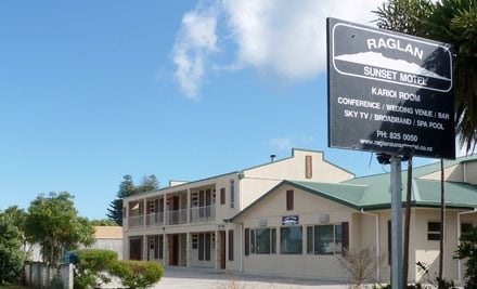 Raglan Sunset Motel