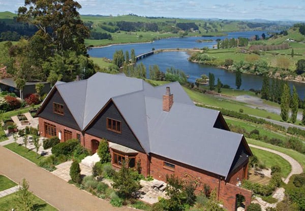 $259 for a One-Night Stay in a Lakeview Room for Two People or $399 for a Premier Suite – Both Options incl. Breakfast & Late Checkout (value up to $900)