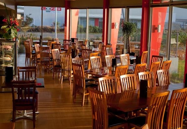 Cafe Izone - Stonegrill Restaurant & Cafe