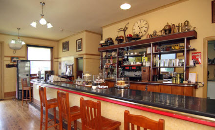 Walcha Royal Cafe and B and B