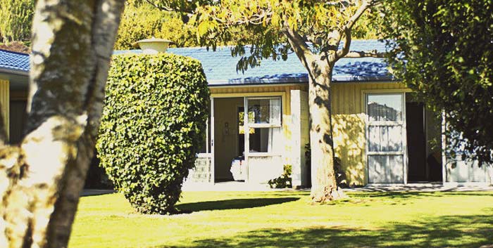 Pancake Lodge Motel