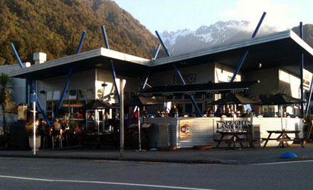 Speights Landing Bar & Restaurant
