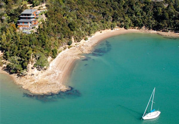 $495 for a Two-Night Luxury Bay of Islands Break for Two in a Sea View Room incl. a Three-Course Gourmet Meal on One Night for Two People