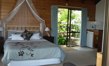 Grafton Cottage and Chalets