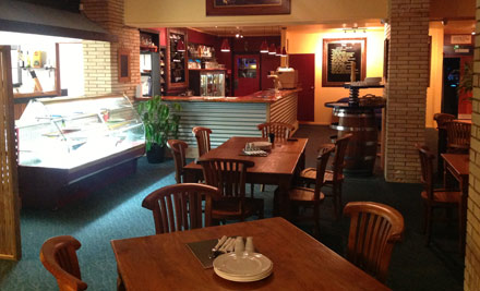 Tiki Bar & Eatery