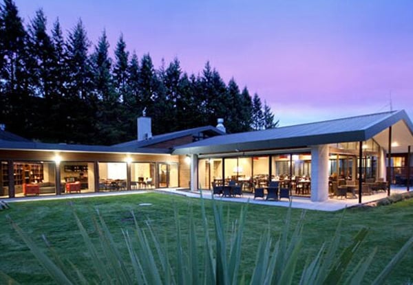 Luxury Lodge Getaway in Hanmer Springs for Two People incl. Parking, Breakfast, Two-Course Dinner, Early Check-In & Late Check-Out - Options for Mid-Week or Weekend Stays for up to Three Nights
