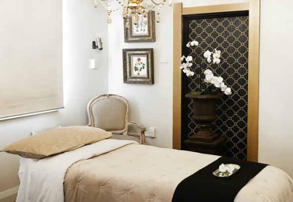 Premium Luxury Authentic Massage Spa Package - Options for Body Scrubs & Couples Massages
