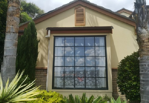 Professional Housewash for Single Level House up to 120m2 - Options for up to 300m2 & Roof Tx