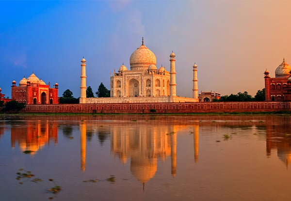 Per-Person Twin-Share 7-Day Golden Triangle India Tour incl. Accommodation, Breakfasts, Transfers, Sightseeing, Monument Visits & More - Option for Solo Traveller