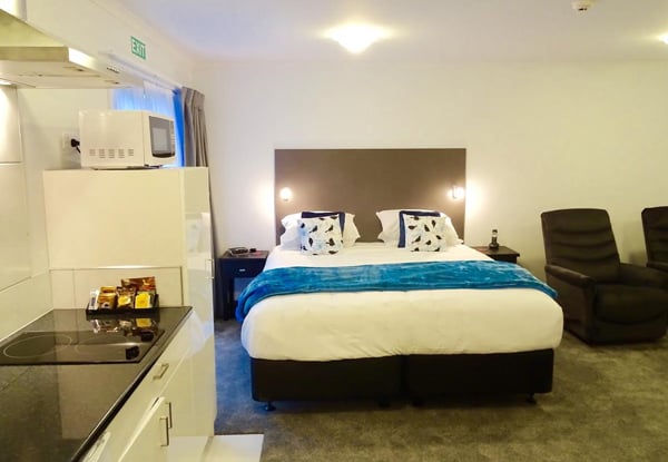 $175 for a One-Night Family Stay in a One-Bedroom Apartment for Four People incl. Wi-Fi, Parking, Wholesome Breakfast & More (value up to $275)