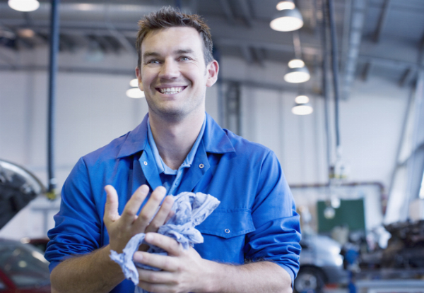 Full Vehicle Air Conditioning Gas Refill incl. Service Checks