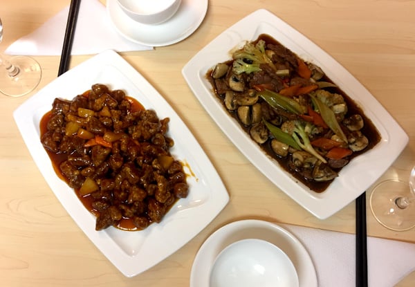 $33 for Two Dinner Mains incl. Two House Wines, Beers or Cold Drinks – Options for Four & Six People  (Value up to $198)