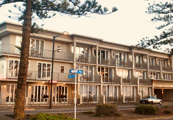 One-Night Napier Escape for Two People in a Partial Ocean View Room incl. Breakfast - Option for Ocean View Studio or Ocean View Suite