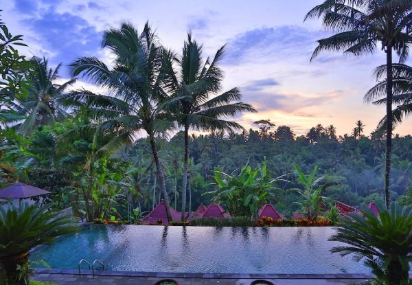 Per-Person Twin-Share Seven-Nights in Bali & Ubud Getaway incl. Flights, Transfer, Massage & Lunch