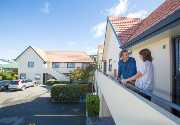 Three Nights Flexible Pass for Two People in a Studio Room at any Bella Vista Motel Nationwide - Options for Five Nights & One Bedroom Apartment - Valid to July 2021