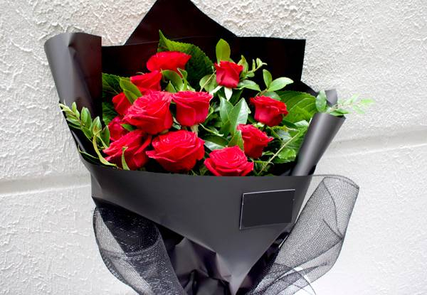 Half a Dozen Premium Red Valentine's Roses incl. Auckland Delivery - Option for 12 Roses & to incl. Teddy Bear