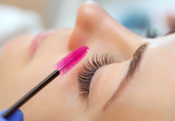 Treat Yourself to a Keratin Eyelash Lift - Option to incl. Eyelash Tint