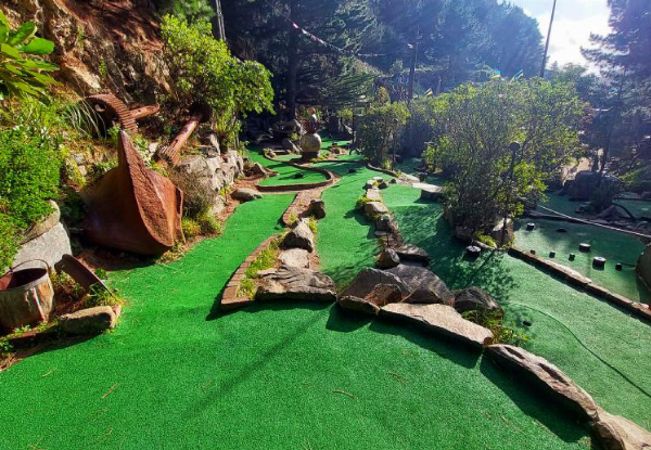 18-Hole Mini Golf at Carlucci Land - Option Adults & Children