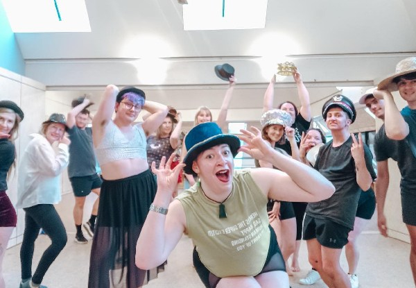 Burlesque Hen's Party Class for up to 15 People