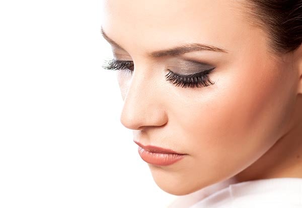 $50 for the Ultimate LVL Beautiful Eyes Package Incl. Eyebrow Shape & Tint (value $115)