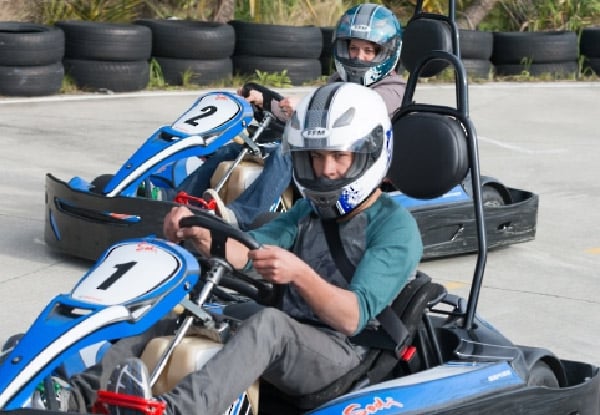 10-Minute Race in a Fun Kart or Pro Kart -
Options for Six People or Two 10-Minute Races for Six People - Valid Tuesday & Wednesday Only