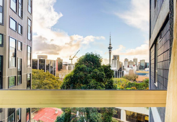 One-Night Auckland CBD Stay for Two People in a Queen or Twin Room incl. Late Checkout - Option for Two or Three Nights