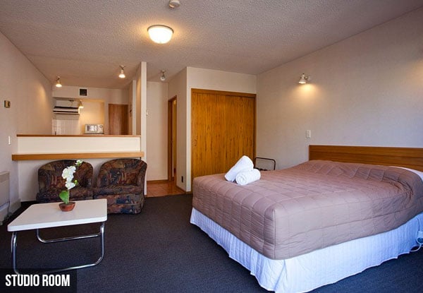 $179 for a One-Night Stay for Two People in a Studio Apartment incl. Wi-Fi & Late Checkout at 12pm – Options for up to Three Nights Available