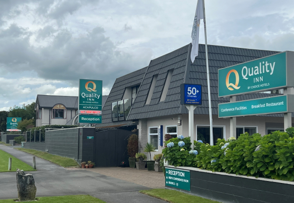 One-Night Stay for Two People at the Taupo Quality Inn Acapulco incl. Daily Cooked Breakfast at Catelli's Breakfast Restaurant, Parking & Gym Access - Options for Two or Three Nights