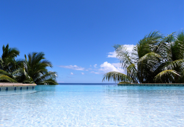 Per-Person, Twin-Share Five-Night Samoan Getaway in Ocean Breeze Room incl. Accommodation, Return Airport Transfers, WST$100 Resort Credit, Activities & More