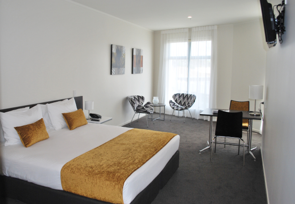One-Night Stay for Two People in a Studio Room incl. WiFi - Options for One-Bedroom Apartment & Two Nights - Valid for Friday, Saturday & Sunday Nights Only