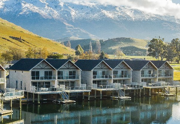 Five-Day Goldfields Magic Escorted Heritage Tour incl. Four Nights Accommodation, Daily Breakfast, Two Dinners, Winery Gourmet Lunch, Return Flights & More - Option for One or Two People