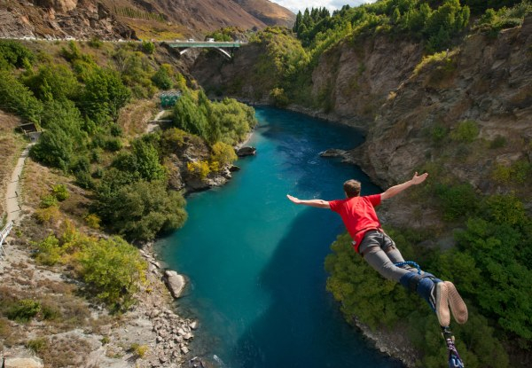 Kawarau Bridge Bungy for One Person incl. Bungy Cafe Voucher - Option for Tandem Jump for Two People - Valid from March 9th 2021
