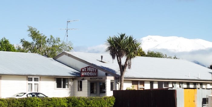 Mt Hutt Bunkhouse & lodge ltd