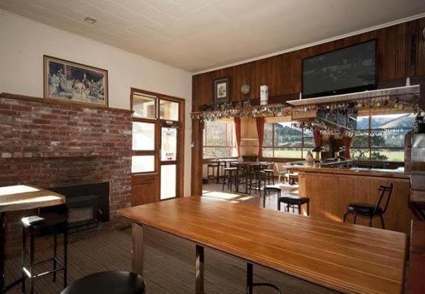 Little River Hotel and Bar