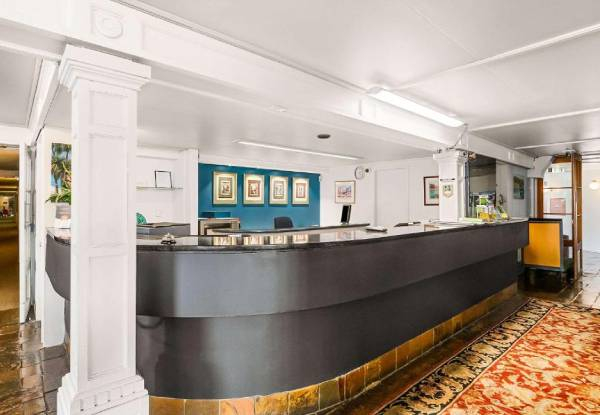 The Angus Hotel