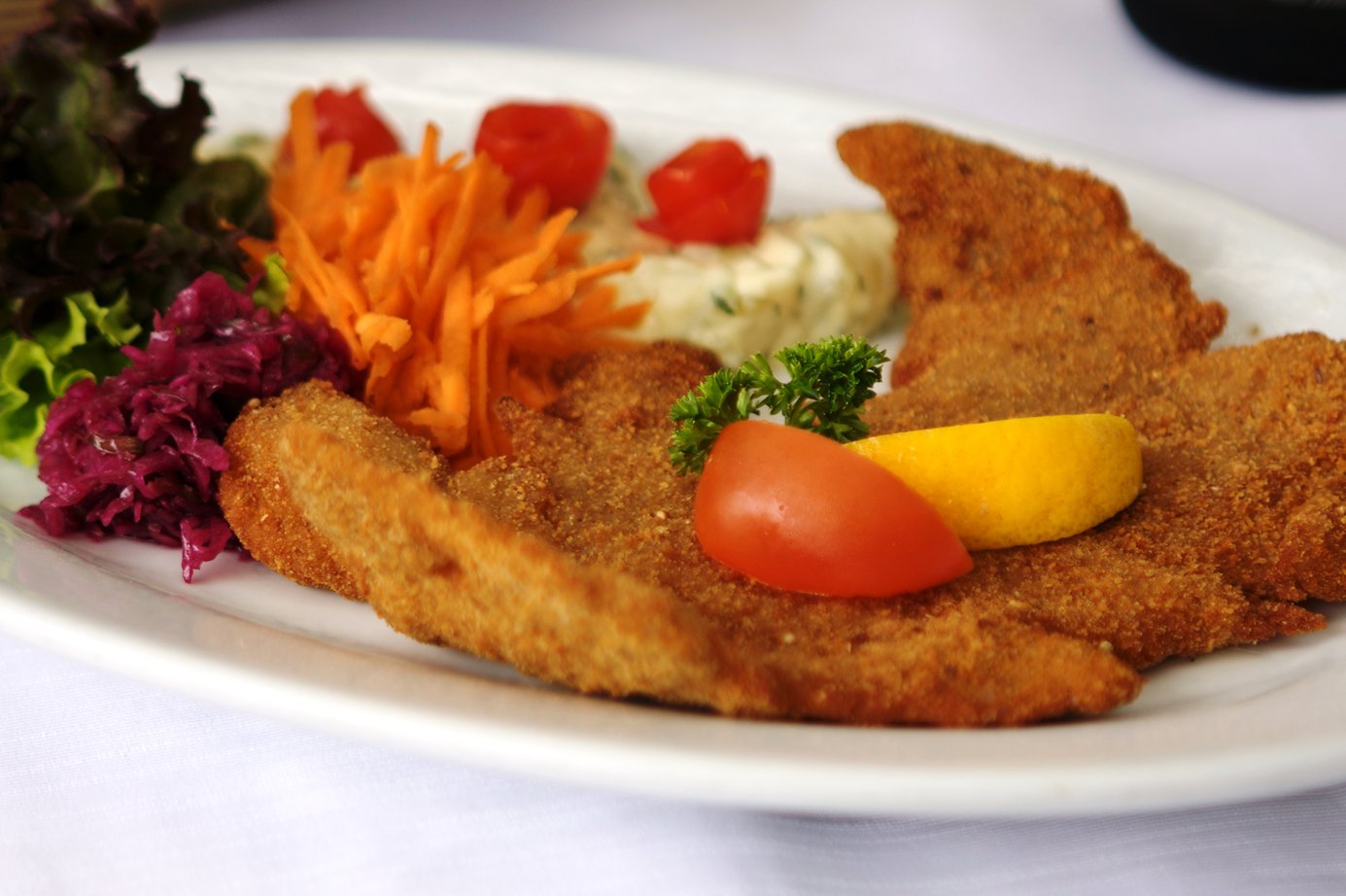 Kraut's Restaurant & Bar